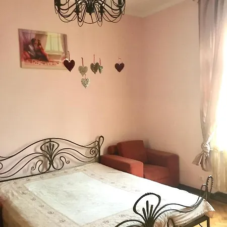 Апартаменти Lviv's Prospekt Shevchenka *