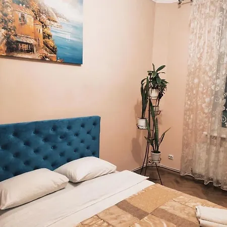 Lviv's Prospekt Shevchenka * Lviv